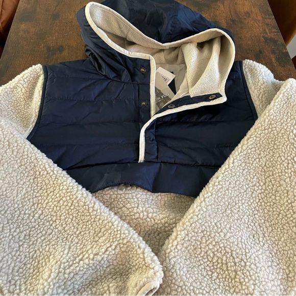 London Fog Dark Blue & Cream Color-Block Puffer-Panel Sherpa Hooded Pullover - Picture 6 of 14